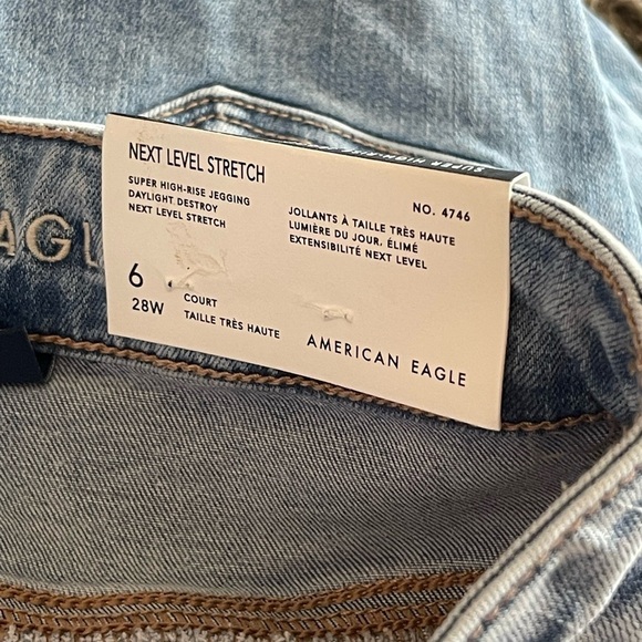 American Eagle nwt damaged return distressed super high rise jegging - Picture 13 of 16